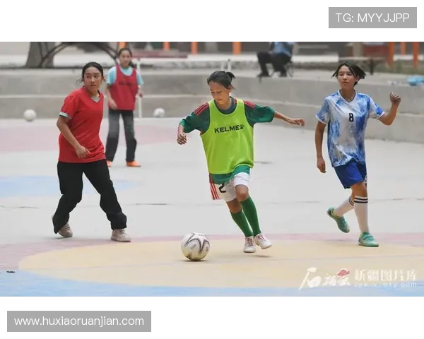 追寻梦想的足迹足球明星童年理想与奋斗历程的启示